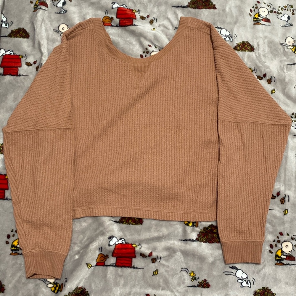 Aéropostale orange waffle knit shirt